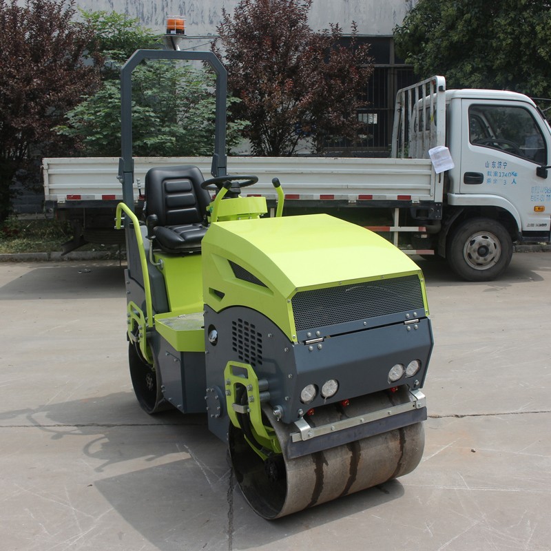 振動異常的小型壓路機，大概率是振動軸承出現(xiàn)了問題